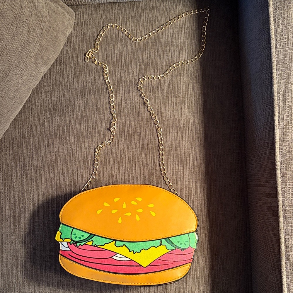 Cheeseburger Crossbody Bag with Gold Chain